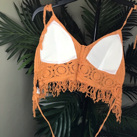 Crochet fringe halter top - Picture 2 of 3